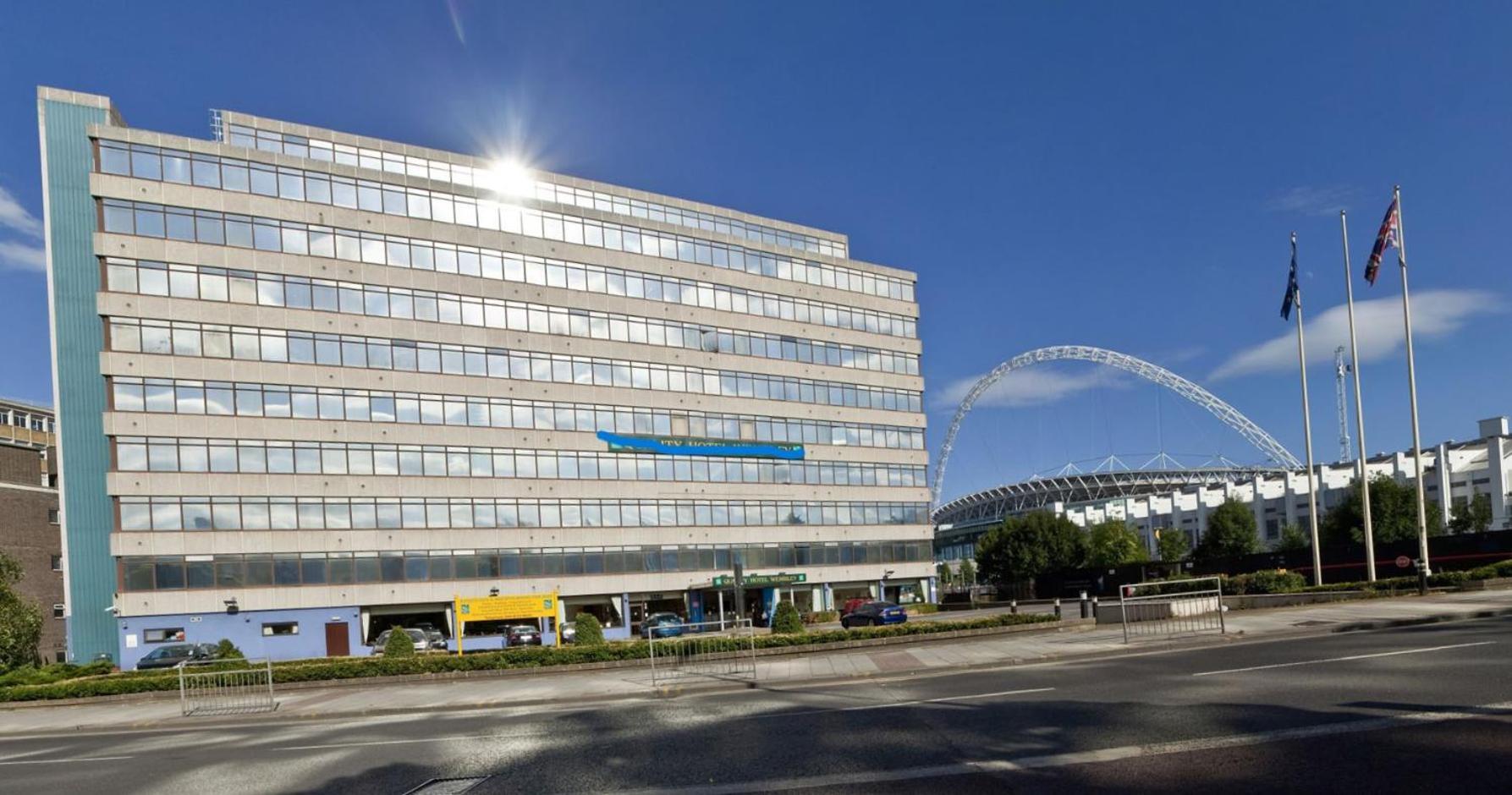 London - Wembley International Hotel Экстерьер фото